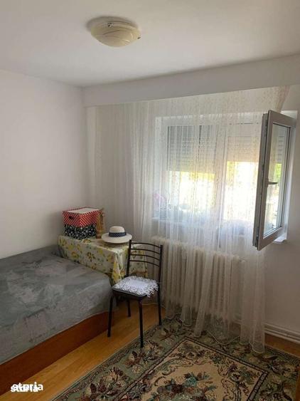 Apartament cu 4 camere în Brăilița