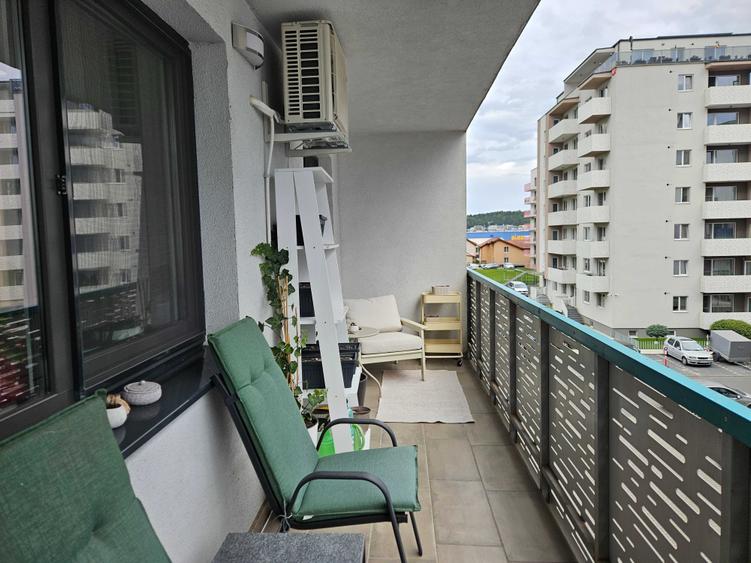 Apartament cu 2 camere semidecomandat în Florești