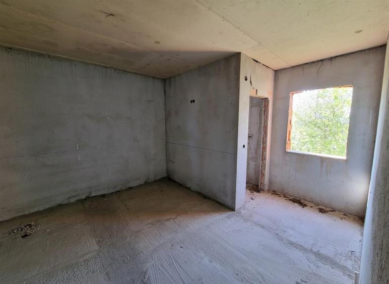 Hotel/Pensiune, de 470 mp, în Petreasa