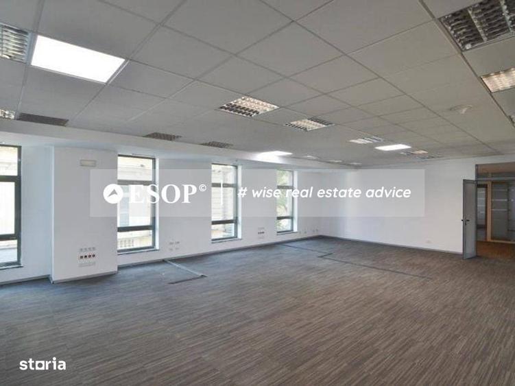 Spațiu comercial, de 300 mp, în Romană
