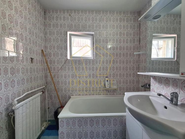 Apartament cu 3 camere decomandat, mobilat în Complex Studențesc