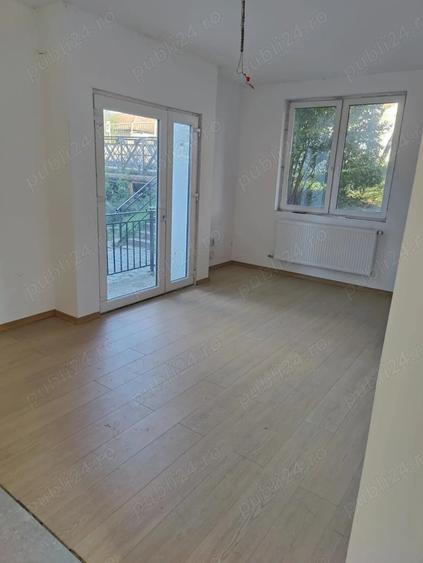 Apartament cu 3 camere semidecomandat în Apahida