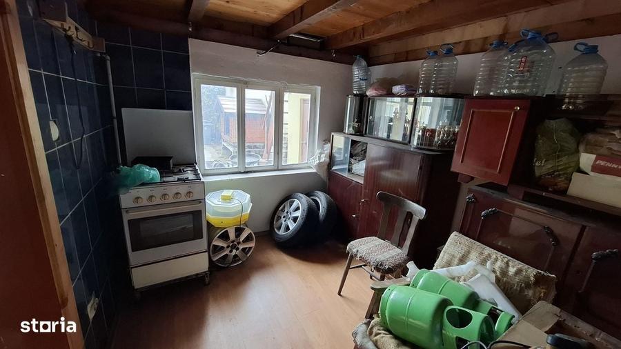 Casă cu 2 camere cu Teren 367 Mp în Central