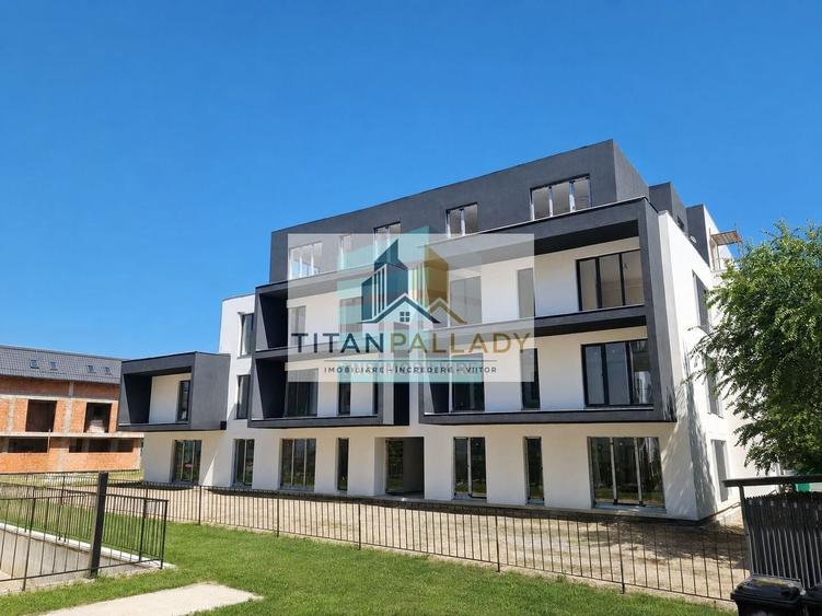 Apartament cu 4 camere decomandat în Titan