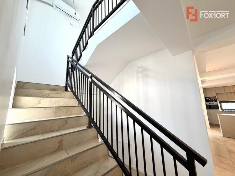 Duplex cu 4 camere cu Teren 430 Mp în Sânandrei
