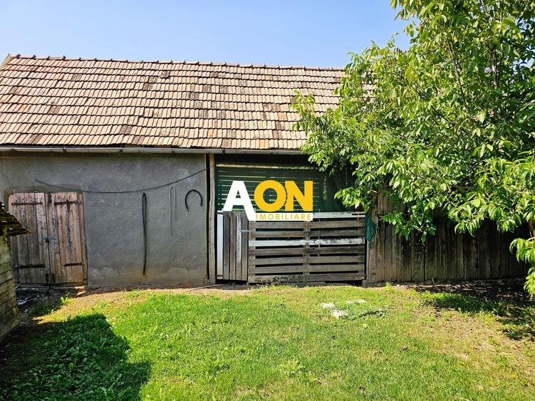 Casă individuală cu 3 camere cu Canalizare în Bucerdea Grânoasă