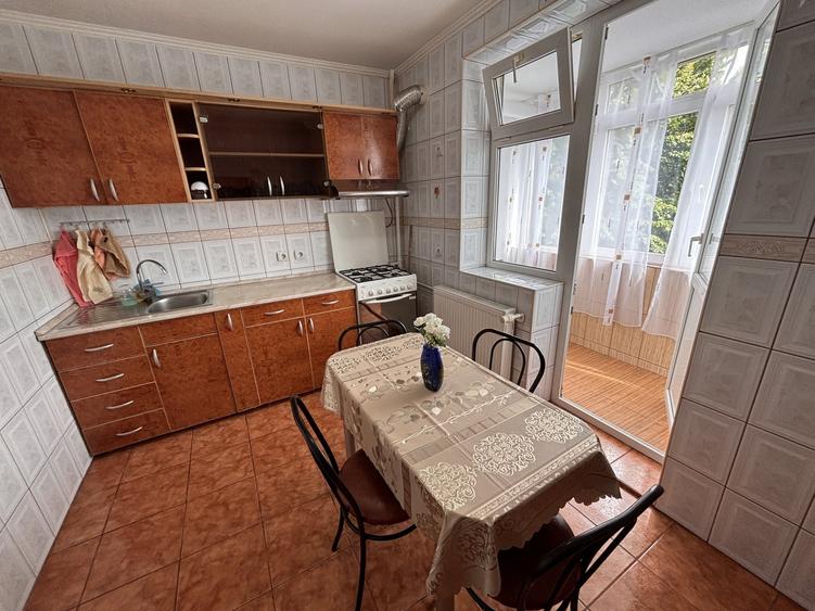 2 Camere - Piata Sudului - Berceni - 700 m. de Metrou P. Sudului - 8