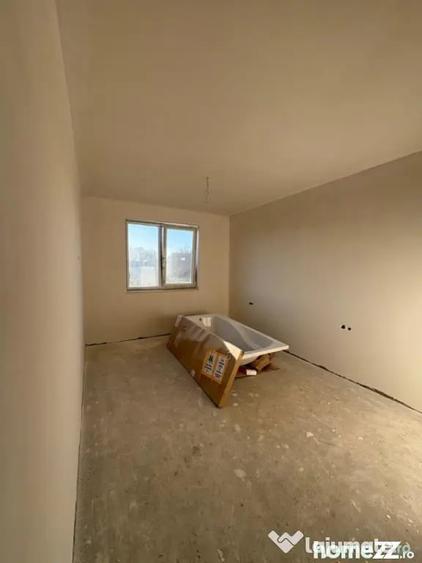 Casă cu 4 camere cu Teren 400 Mp în Săsar