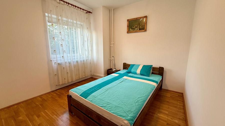 Apartament cu 3 camere decomandat în Unirii