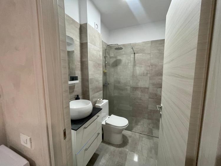 Apartament cu 2 camere semidecomandat, mobilat în Mamaia-Sat