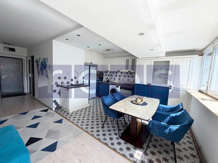 Apartament cu 3 camere decomandat, mobilat în P-ța Victoriei
