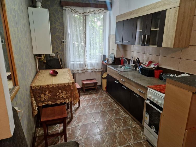 Apartament cu 2 camere semidecomandat în Exterior Vest