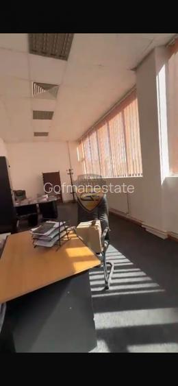 Clădire de birouri modernă de închiriat – 224 mp parter / 220 mp etaj