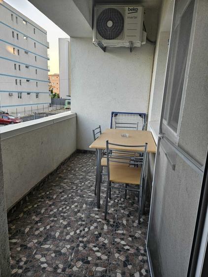 Garsonieră decomandată în Nord