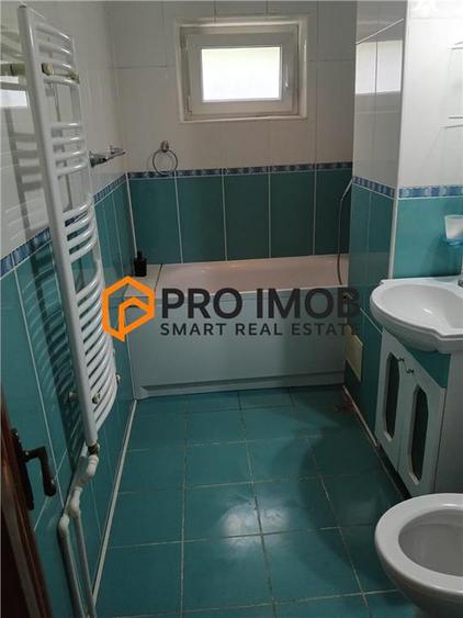 Apartament cu 2 camere decomandat, mobilat în Unirii Sud