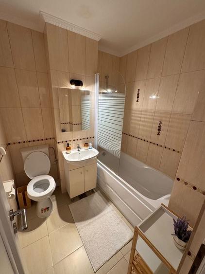 Apartament cu 2 camere semidecomandat în Spitalul Județean