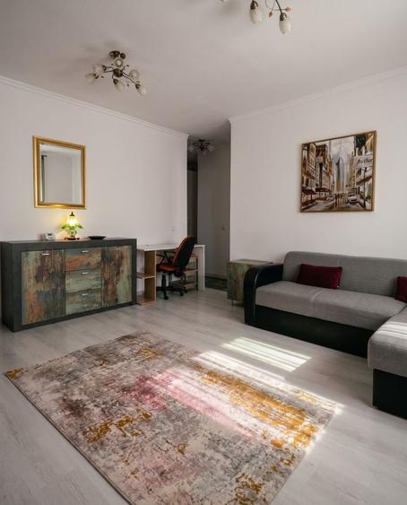 Apartament cu 2 camere semidecomandat în Între Lacuri