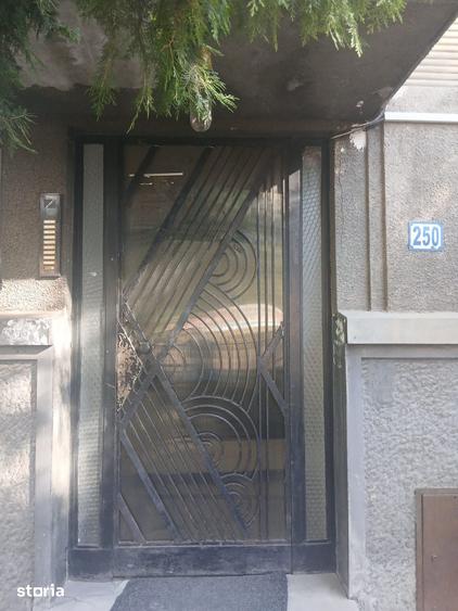 Apartament cu 3 camere în Primăverii