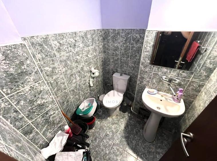 Apartament cu 3 camere decomandat în Aradului