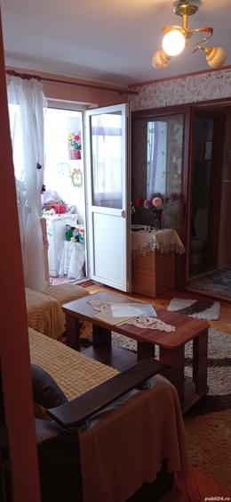 Apartament cu 3 camere nedecomandat în Viziru 1