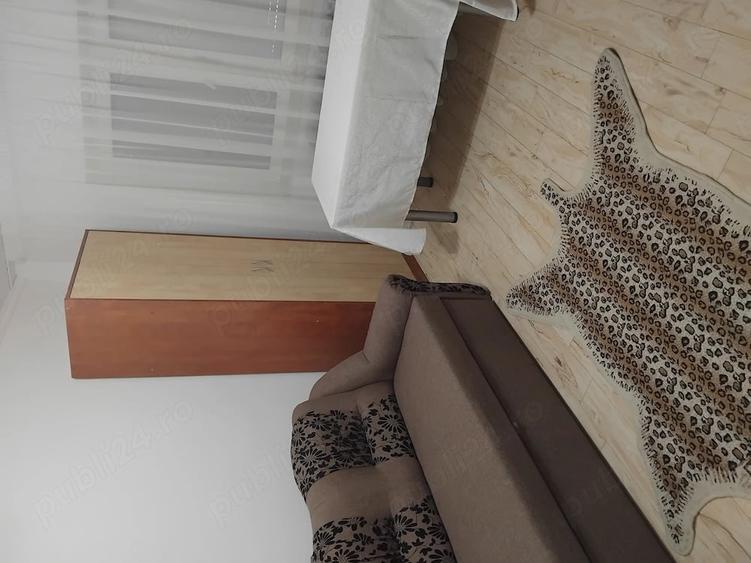 Apartament cu 3 camere decomandat în Decebal