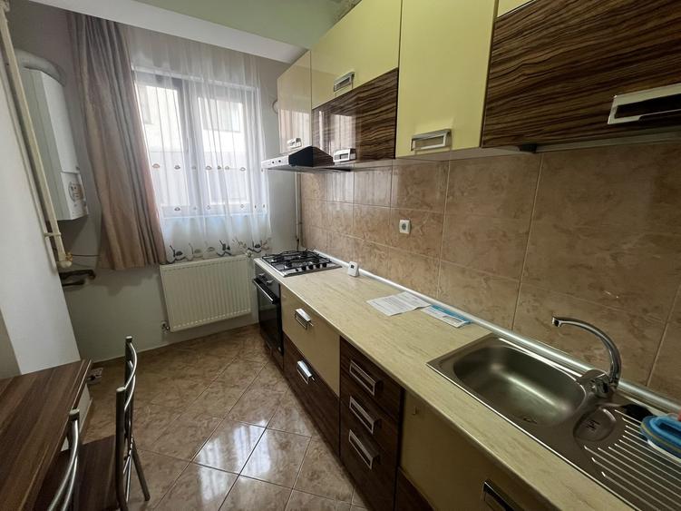 Apartament cu 2 camere decomandat în Militari