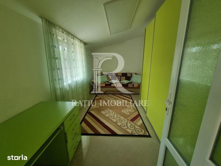 Casă cu 4 camere în Criș