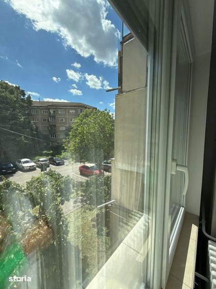 Apartament cu 3 camere decomandat în Decebal