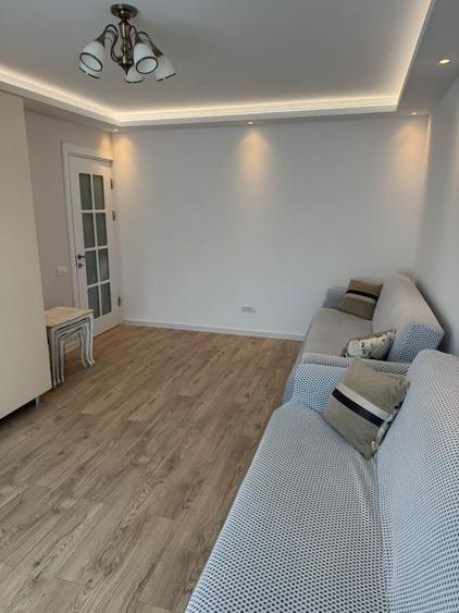 Apartament cu 3 camere în Inel II