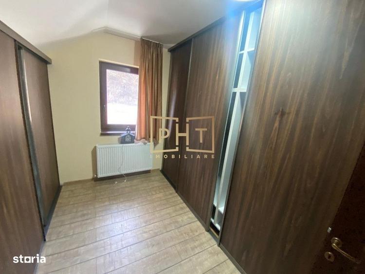Casă cu 4 camere în Tăuți