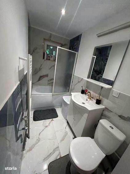 De vanzare apartament cu 3 camere , lux, etajul 2 , renovat complet - 1