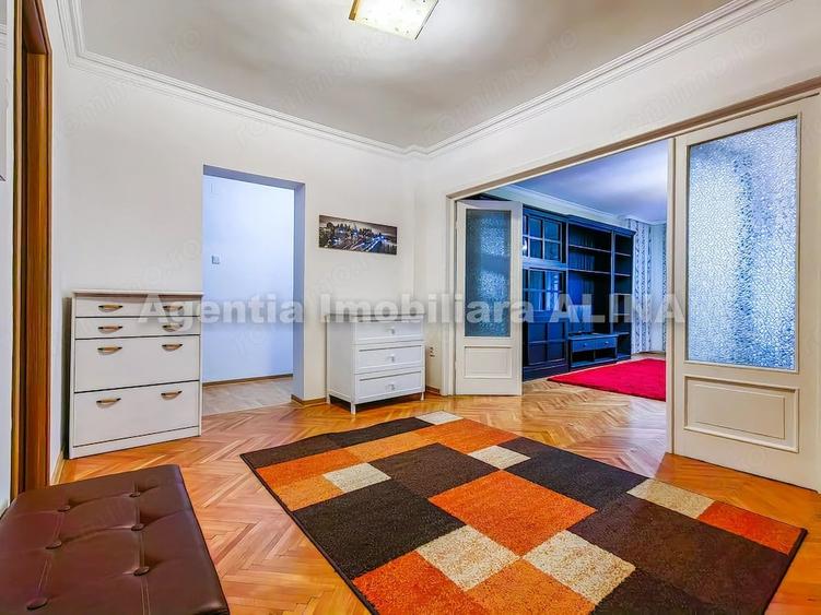 Apartament cu 4 camere decomandat în Kogălniceanu