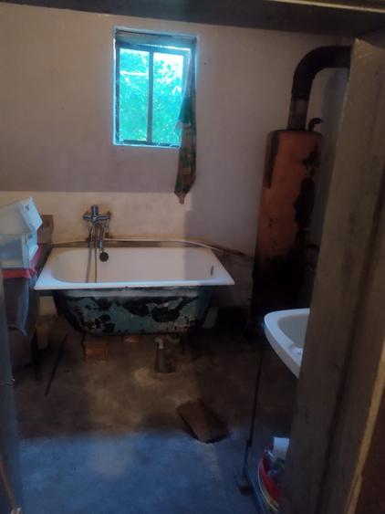 Casă cu 3 camere în Donceni