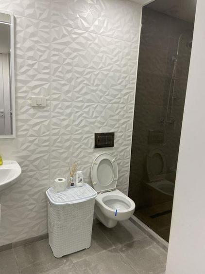 Apartament cu 3 camere decomandat, mobilat în Pipera