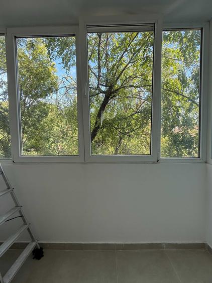 Apartament cu 2 camere semidecomandat, mobilat în Floreasca
