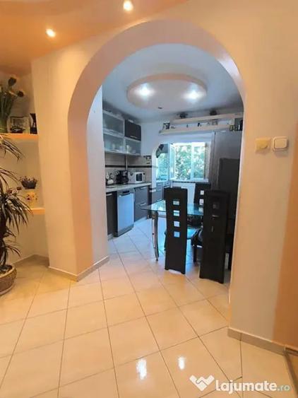 Apartament Cu 3 Camere Decomandate Etaj 2 Zona Obcini - 7