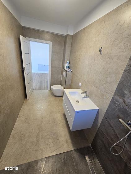 Apartament cu 3 camere decomandat în Baciu
