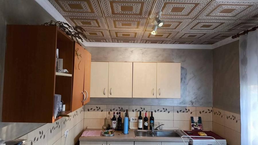 Casă individuală cu 5 camere cu Garaj în Sânnicolau Mare