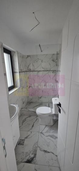 Casă individuală cu 4 camere cu Canalizare în Brebu