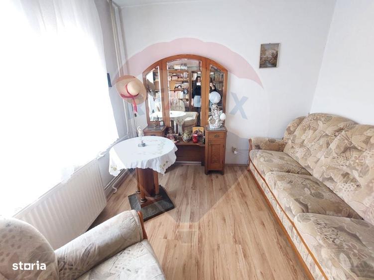 Apartament cu 4 camere în Central