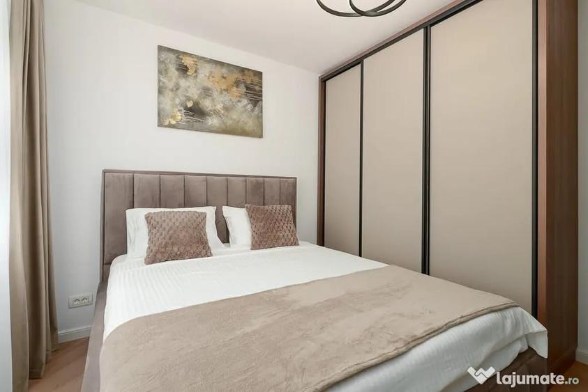 Apartament cu 2 camere semidecomandat în Universitate