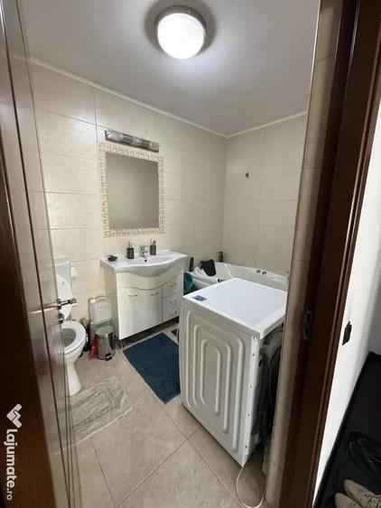 Apartament cu 2 camere semidecomandat în Florești