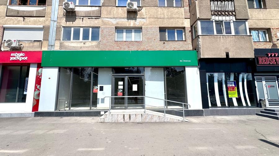 Spațiu comercial, de 150.36999511719 mp, în Ghencea