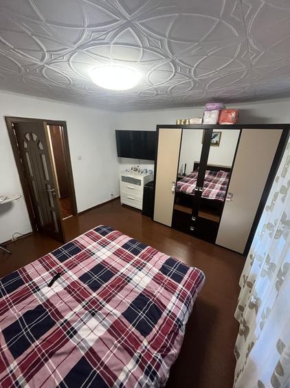 Apartament cu 3 camere circular, mobilat în Brătianu