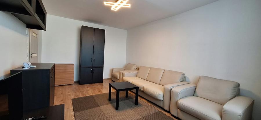 Apartament cu 3 camere decomandat în Tomis III