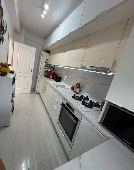 Apartament cu 2 camere decomandat, mobilat în Boreal