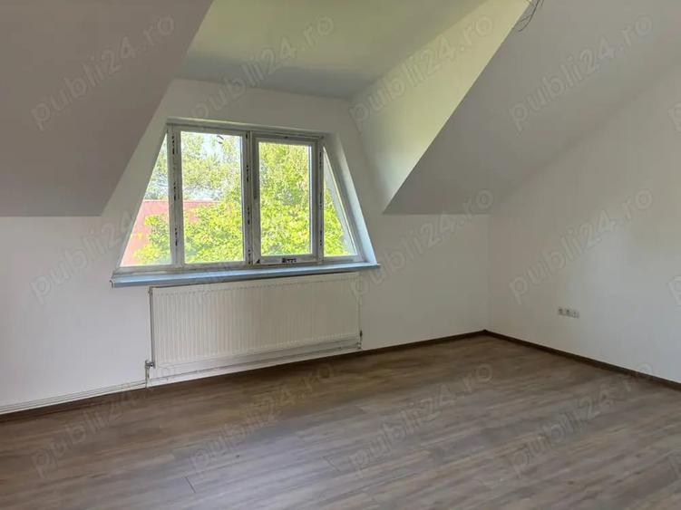 Casă cu 6 camere cu Teren 16351 Mp în Viile Satu Mare