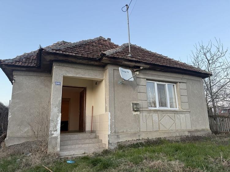 Casă cu 2 camere în Valea Vinului