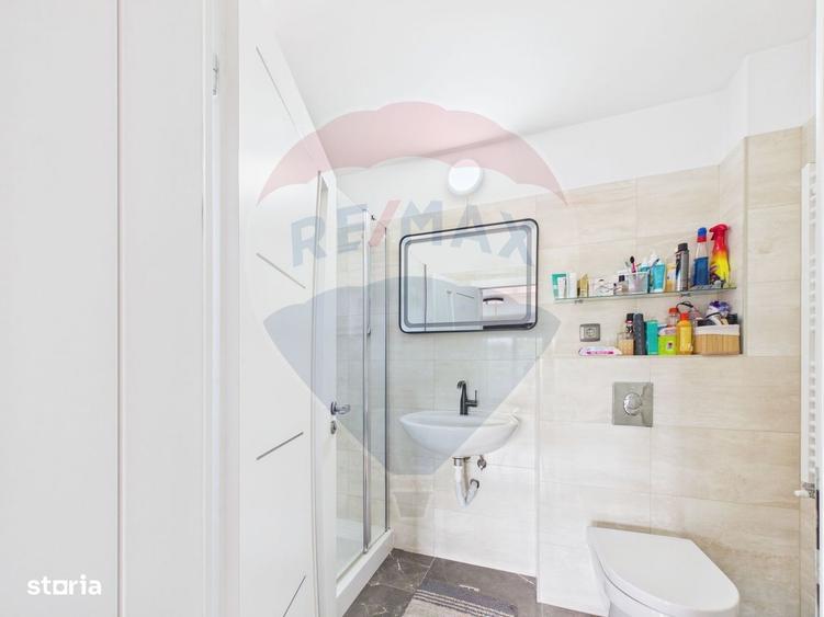 Casă cu 4 camere cu Teren 5134 Mp în Gruiu