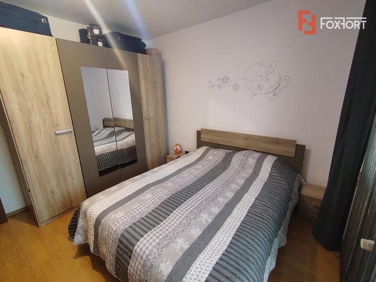 Apartament cu 3 camere decomandat, mobilat în Girocului
